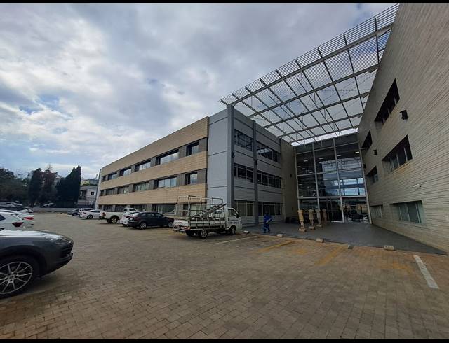 313M² OFFICE TO LET IN ILLOVO